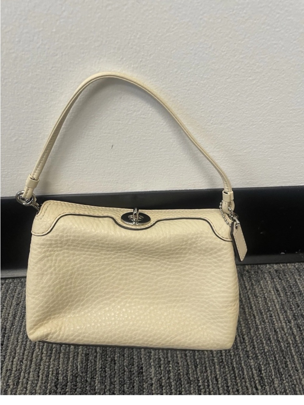 Coach cream mini turn lock purse or Wrislet, y2k